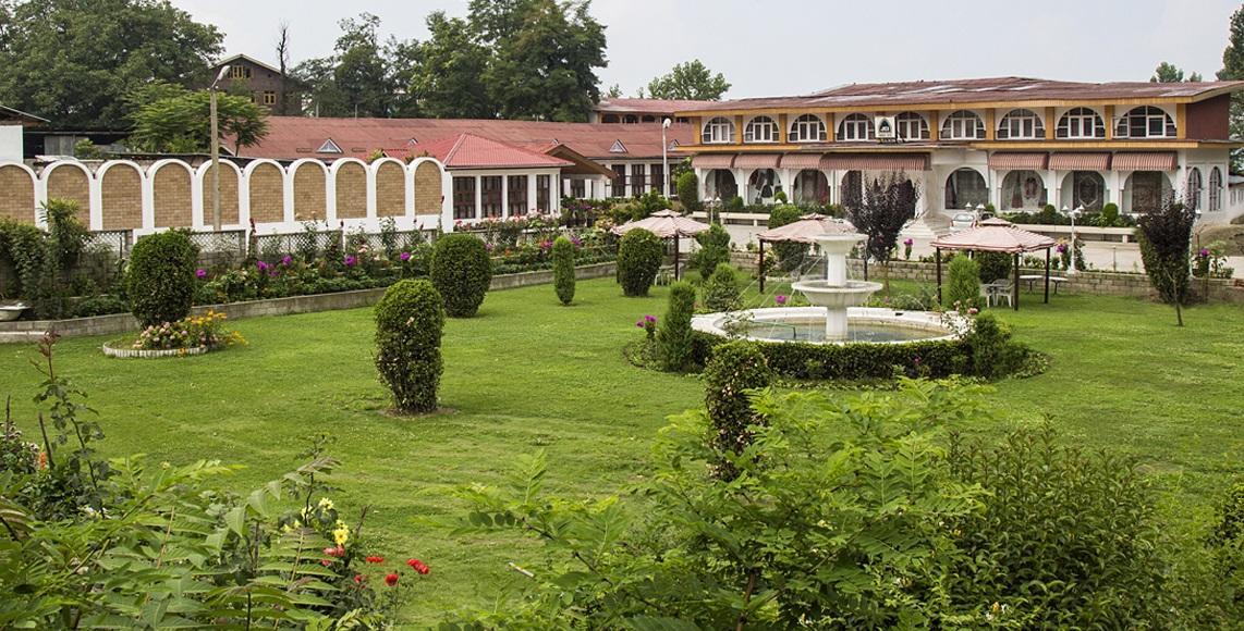 Jamal Resorts Srinagar  Luaran gambar