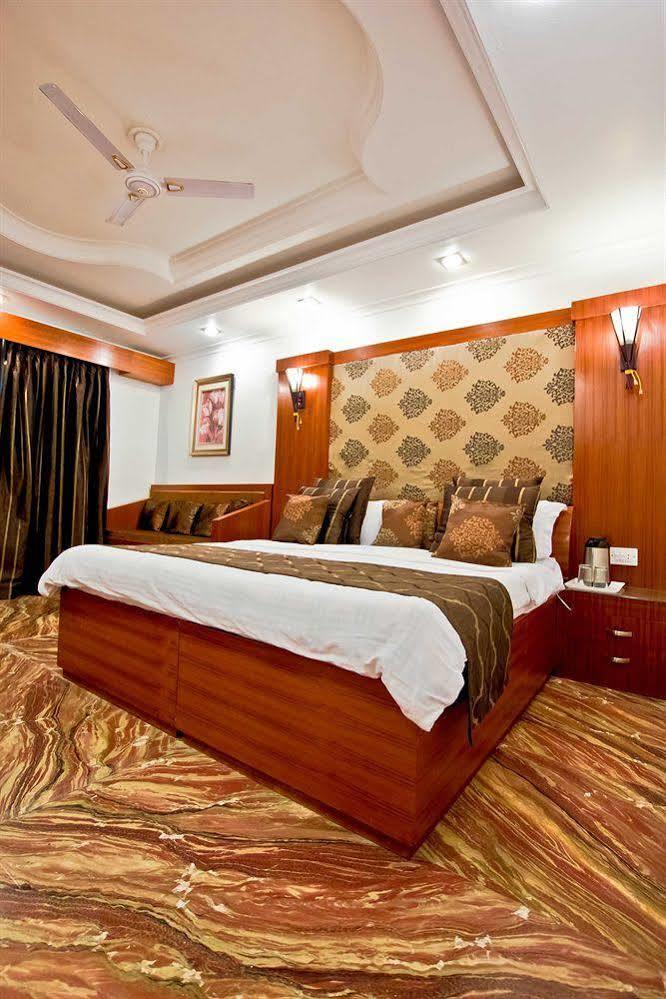 Jamal Resorts Srinagar  Luaran gambar